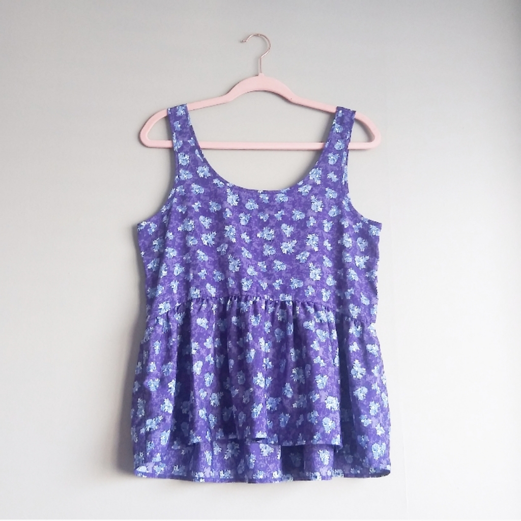 American Eagle Outfitters Blue Floral Top